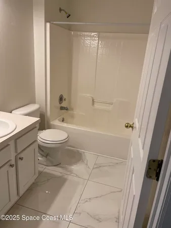 $2,200 | 2410 Stratford Pointe Drive, Melbourne, FL 32904