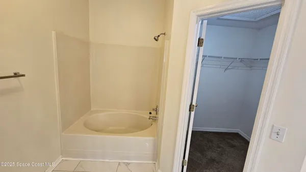 $2,200 | 2410 Stratford Pointe Drive, Melbourne, FL 32904