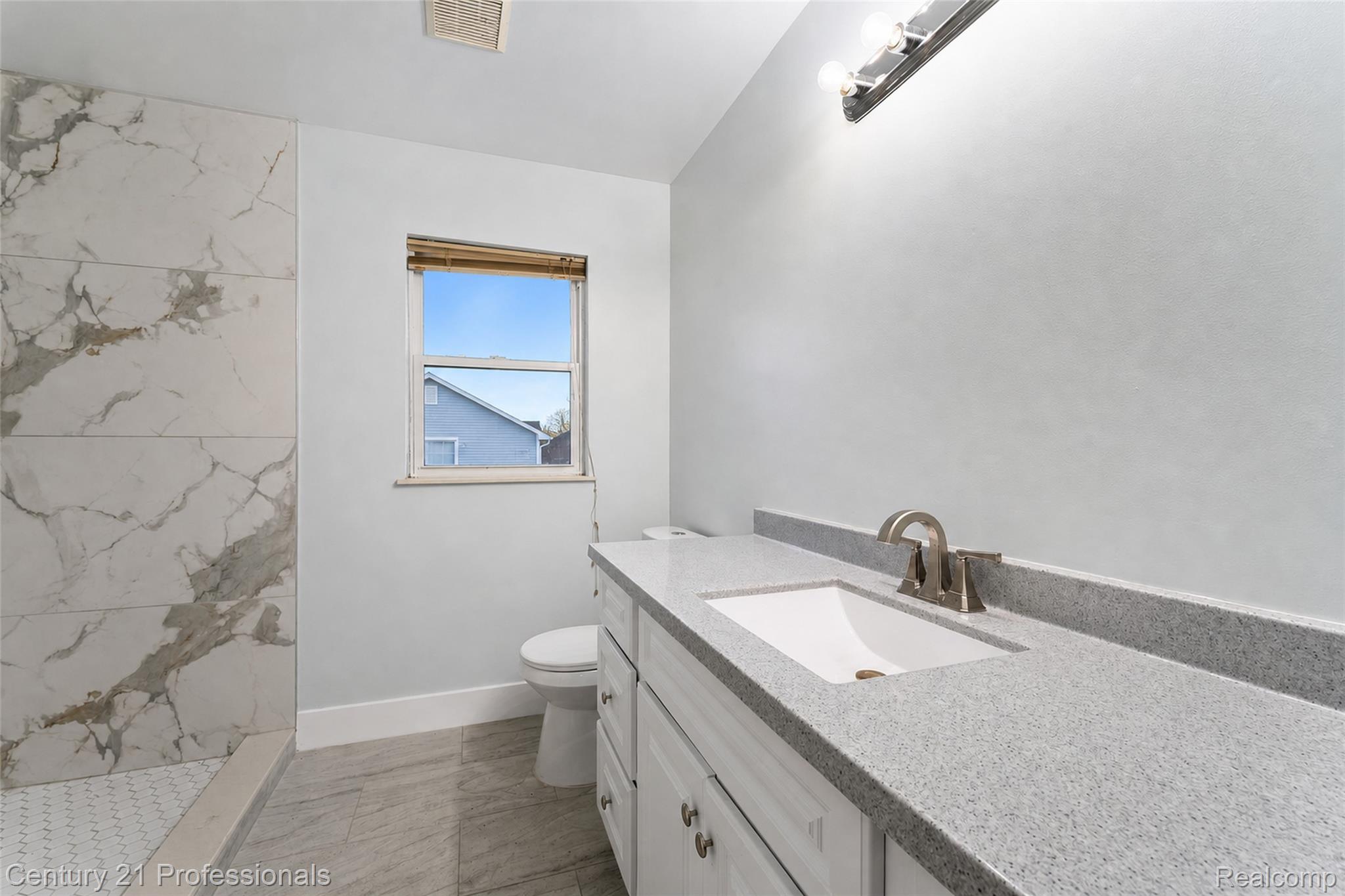 1466 North Beck Road Canton, MI 48187 - Photo 41 of 50 B-1466 N Back LR-35.jpg