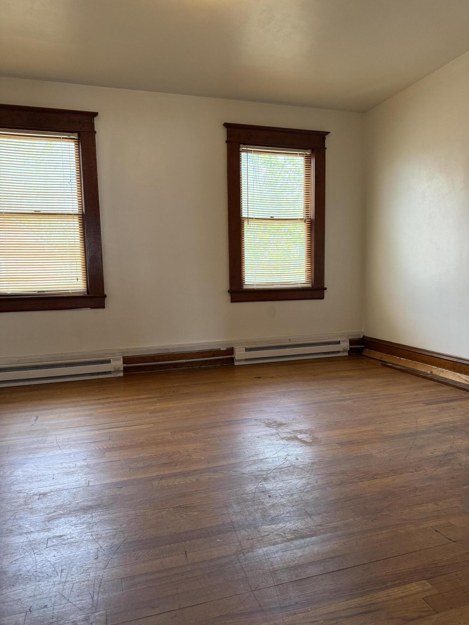 111 Rosedale Avenue Covington, VA 24426 - Photo 21 of 26 Upper level Bedroom