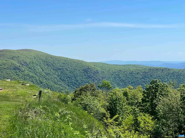 $389,000 | 1808 High Ridge, Roseland, VA 22967
