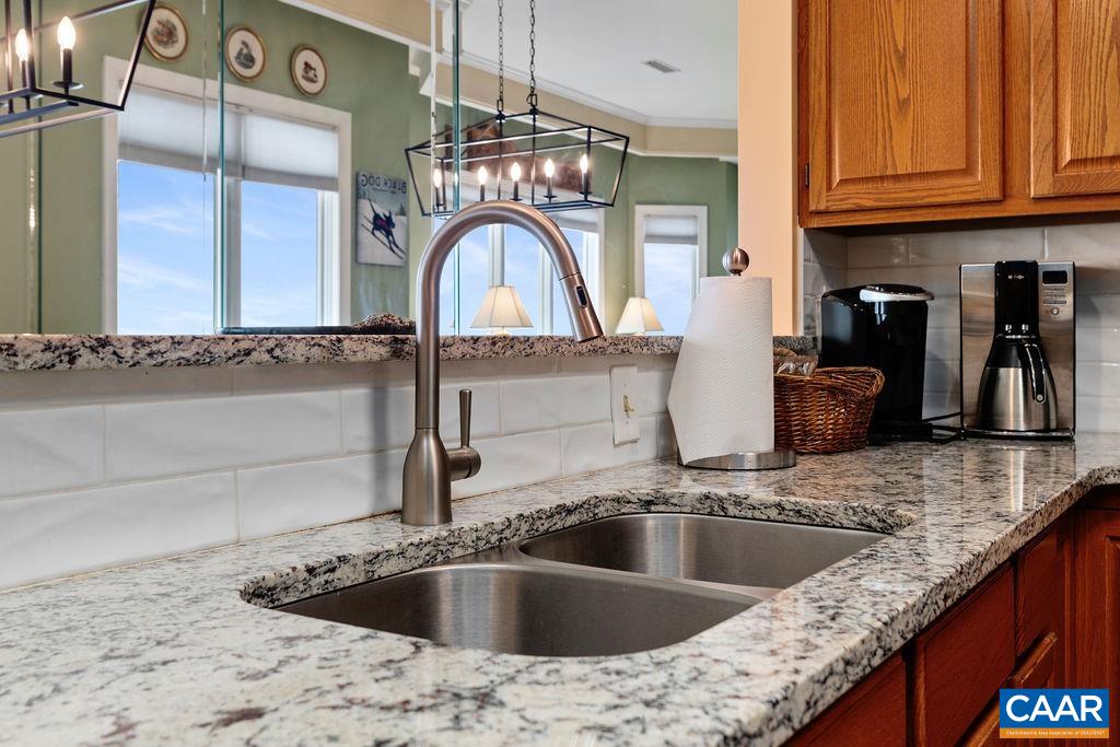 1808 High Ridge Roseland, VA 22967 - Photo 15 of 44