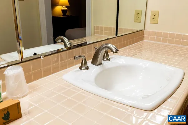 $389,000 | 1808 High Ridge, Roseland, VA 22967