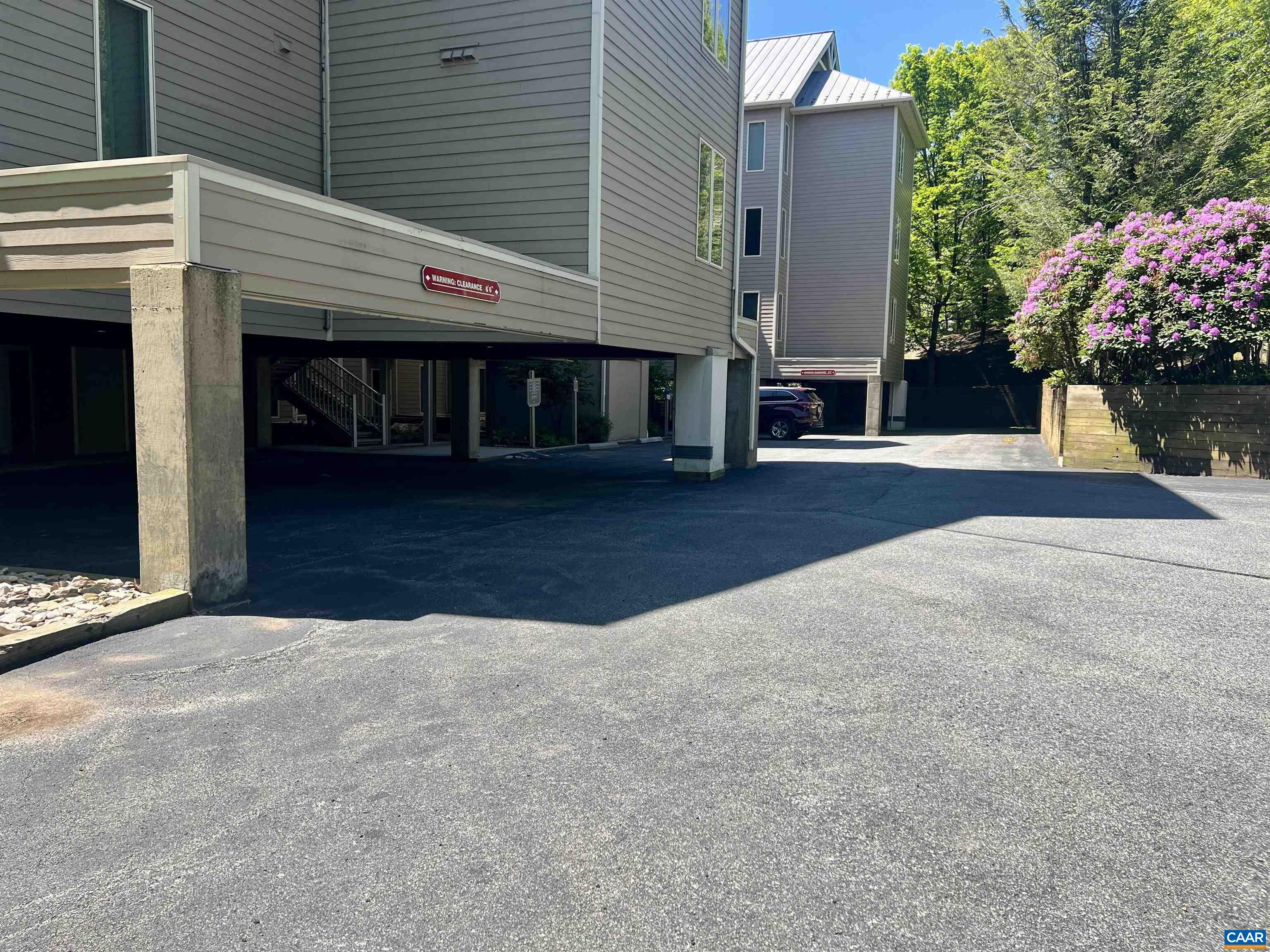 1808 High Ridge Roseland, VA 22967 - Photo 32 of 44 Covered Parking