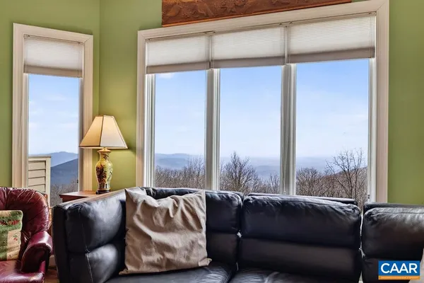 $389,000 | 1808 High Ridge, Roseland, VA 22967