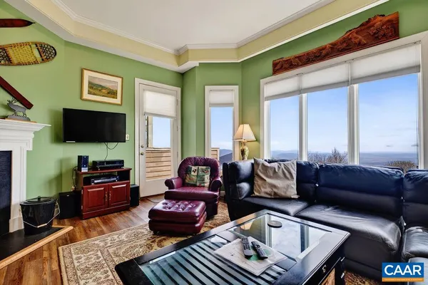 $389,000 | 1808 High Ridge, Roseland, VA 22967