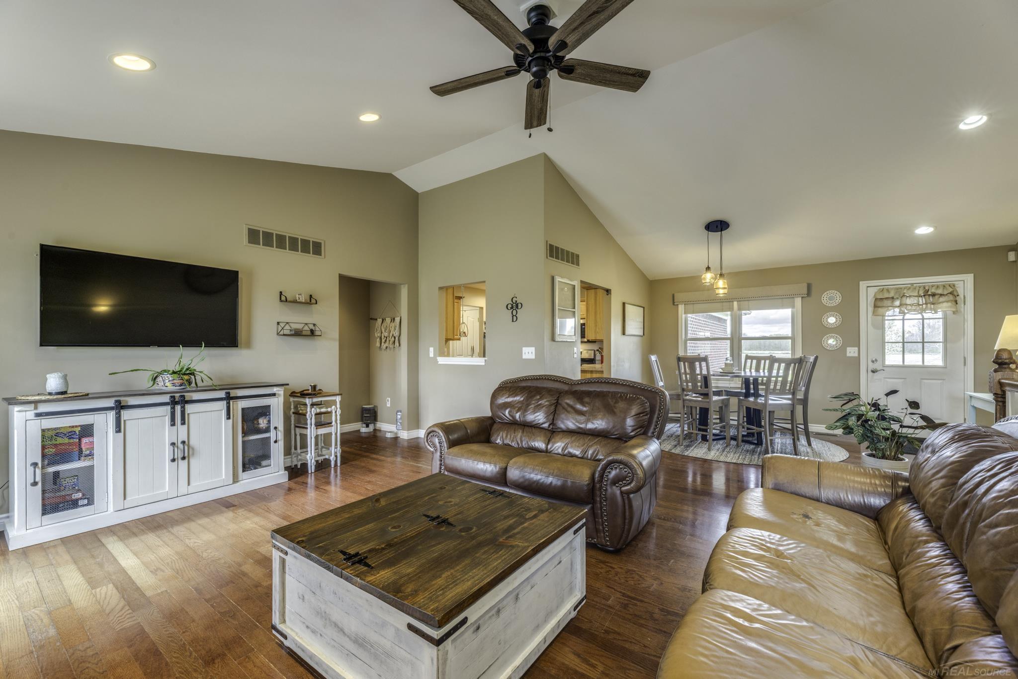 8681 Rynn Road Avoca, MI 48006 - Photo 10 of 56