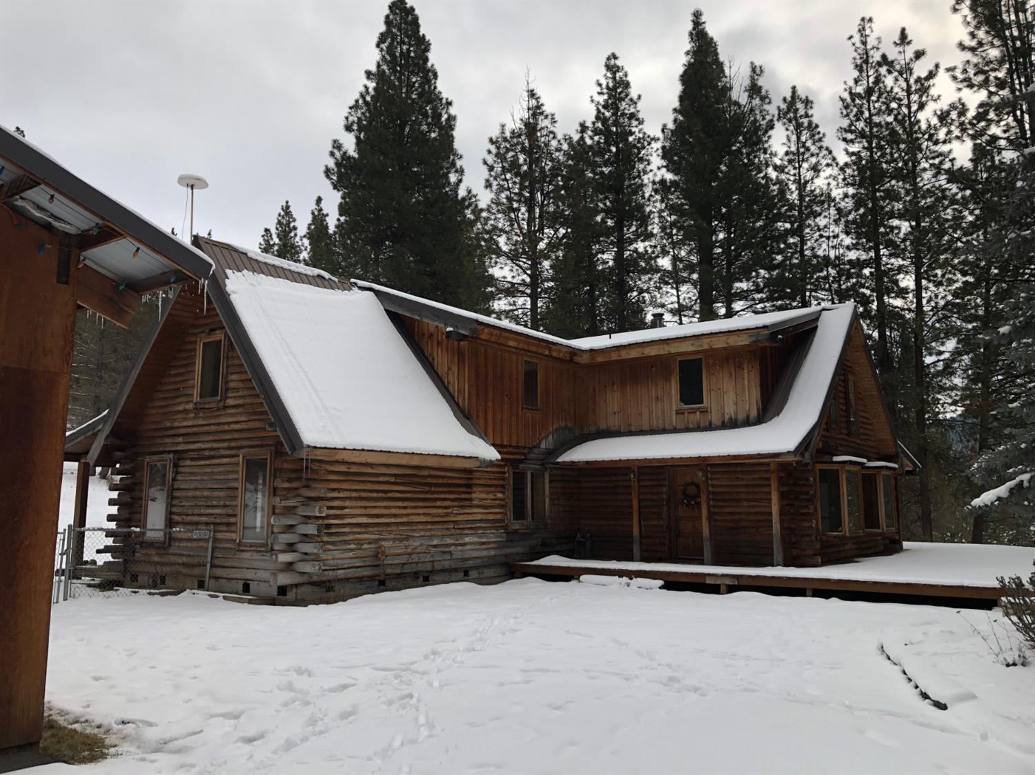 9009 Old Fort Road Klamath Falls, OR 97601 - Photo 1 of 18 Primary Photo