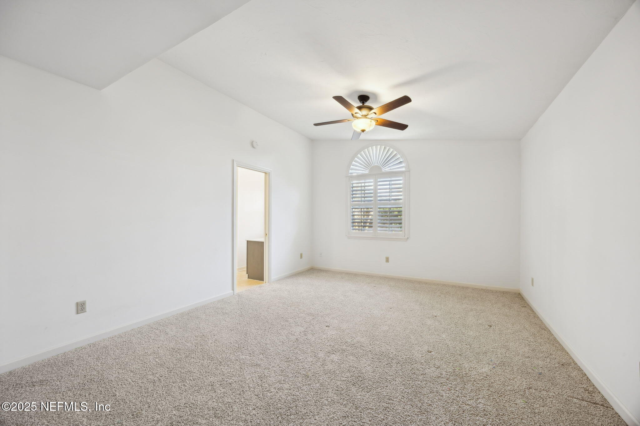 4063 Mizner Court Jacksonville, FL 32217 - Photo 13 of 28 Primary Bedroom