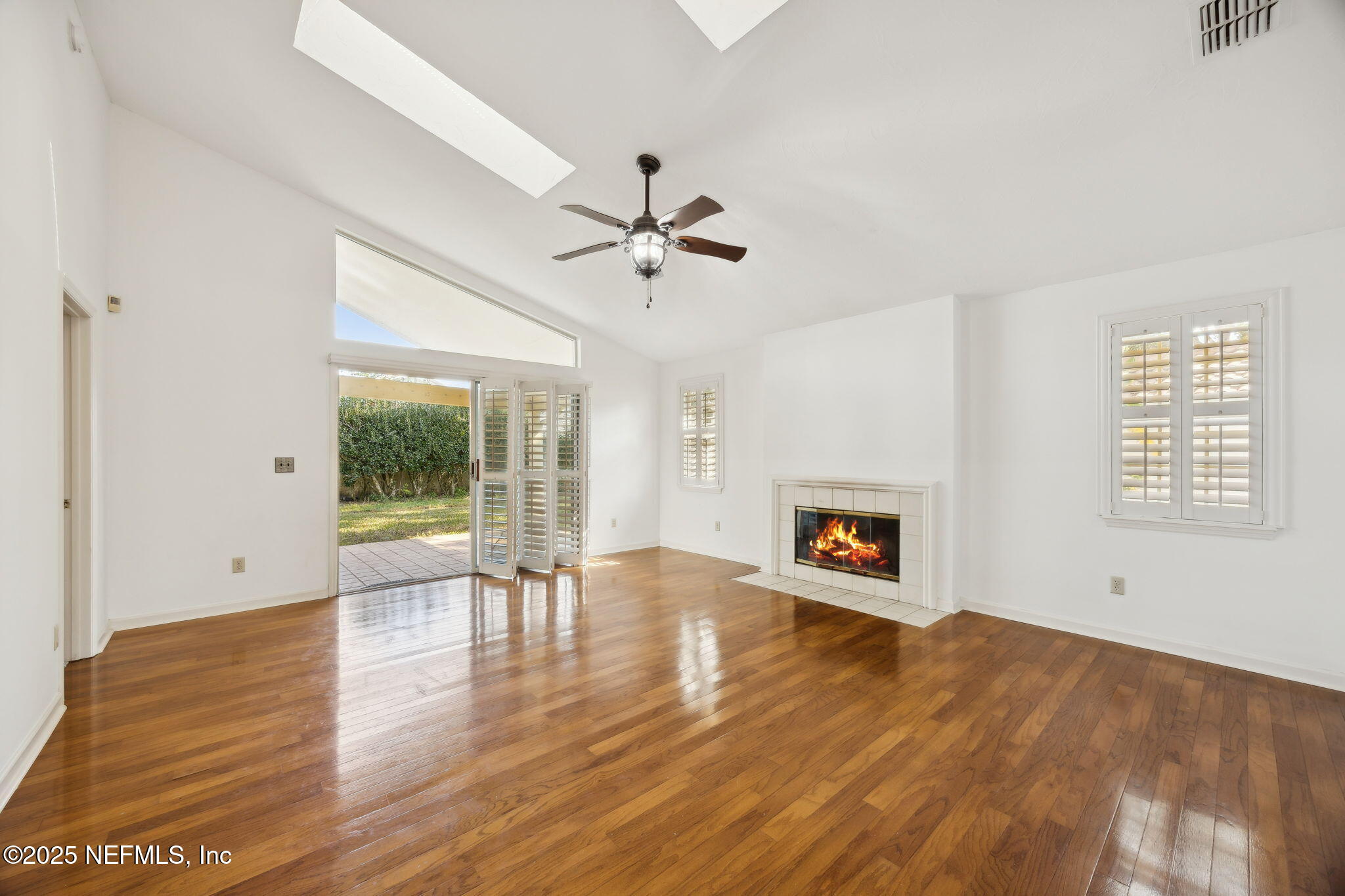 4063 Mizner Court Jacksonville, FL 32217 - Photo 3 of 28 Family Room