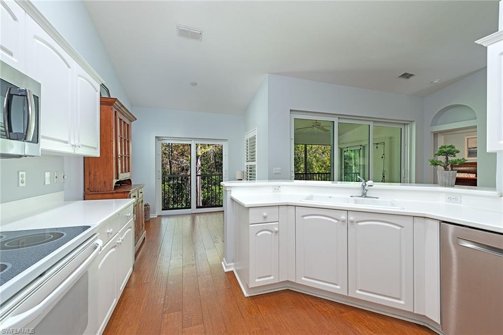 2540 Talon Court, Unit 503 Naples, FL 34105 - Photo 5 of 14