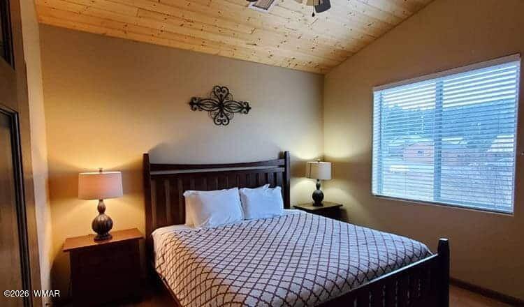 282 Main Street Eagar, AZ 85925 - Photo 11 of 14 PRIMARY BEDROOM