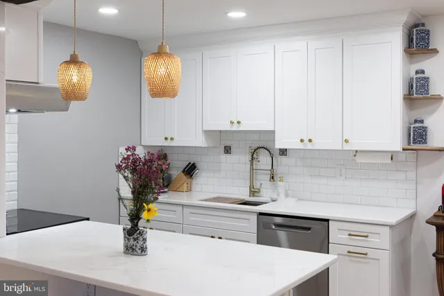 $3,650 | 48 Llanfair Road, Unit 7, Ardmore, PA 19003