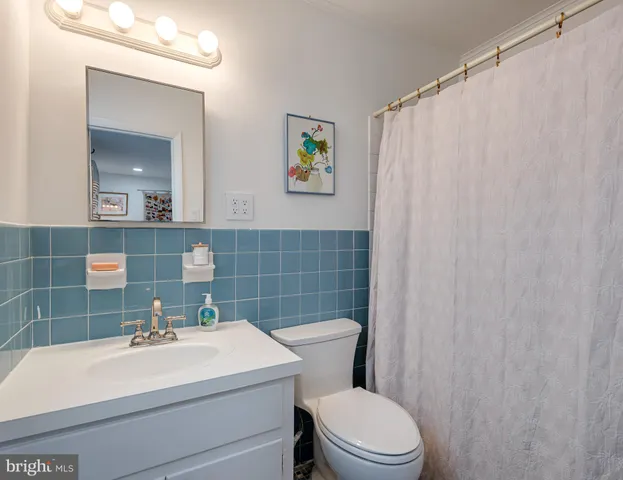 $3,650 | 48 Llanfair Road, Unit 7, Ardmore, PA 19003