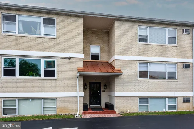 $3,650 | 48 Llanfair Road, Unit 7, Ardmore, PA 19003
