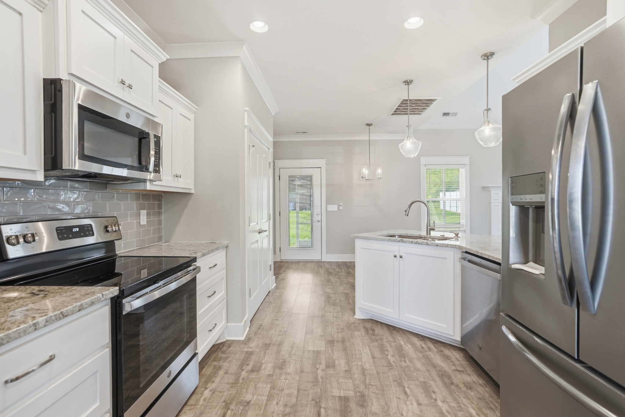 148 Spring House Drive Manchester, TN 37355 - Photo 5 of 31