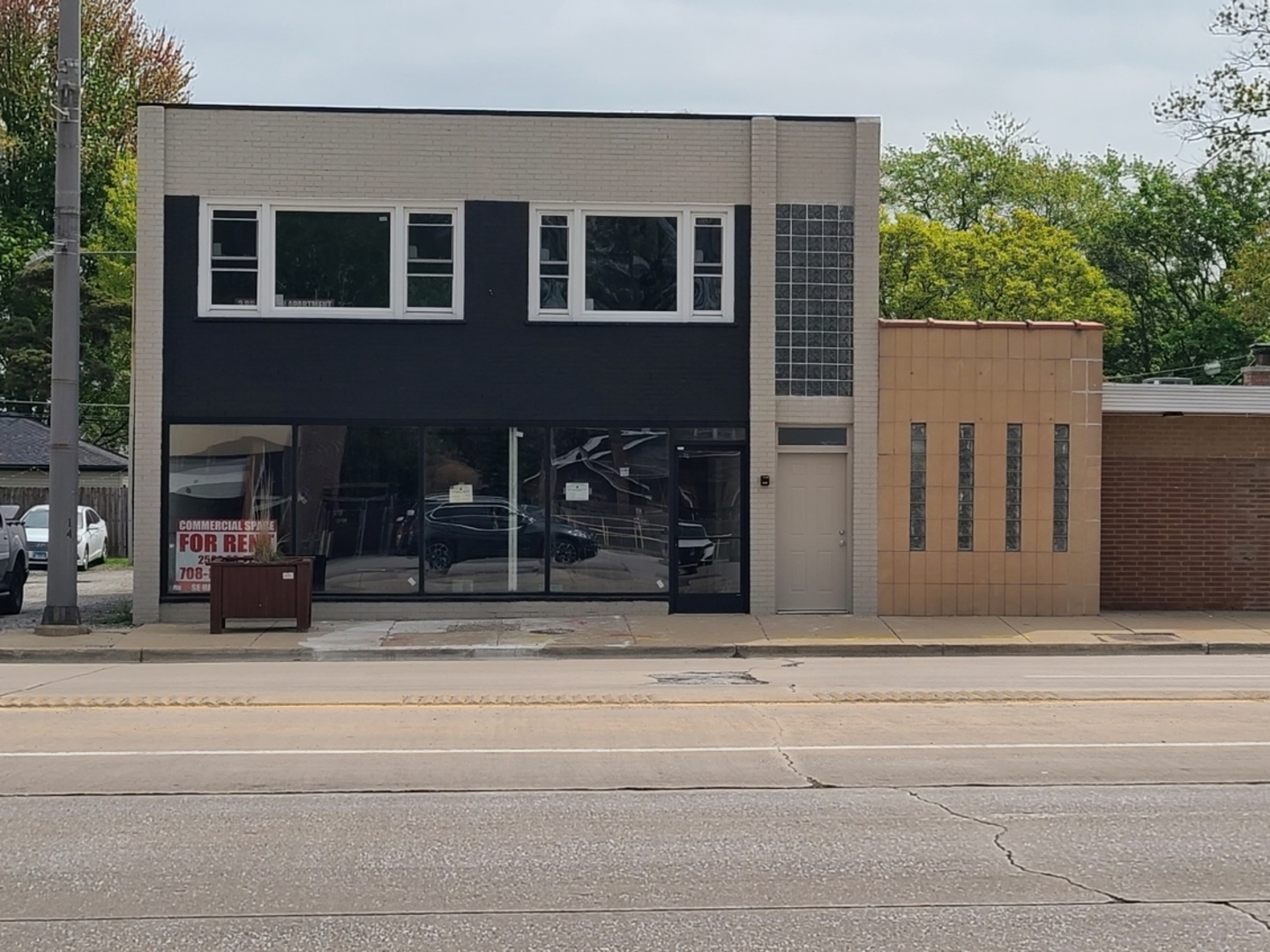 14751 Pulaski Road Midlothian, IL 60445 - Photo 1 of 18 a building exterior with stairs and windows