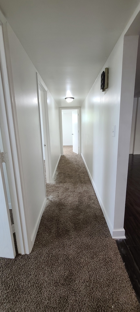 14751 Pulaski Road Midlothian, IL 60445 - Photo 11 of 18 a view of entryway