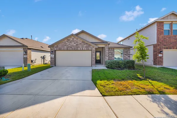 $1,900 | 6906 Arid Way, San Antonio, TX 78252