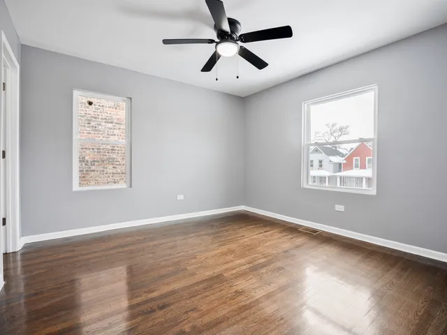 $474,900 | 553 North Leamington Avenue, Chicago, IL 60644