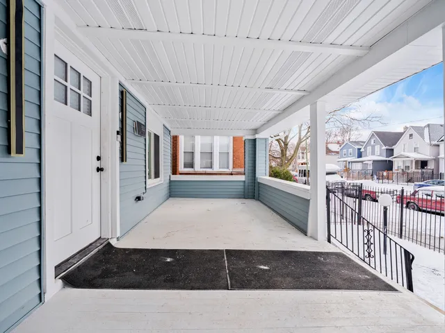 $474,900 | 553 North Leamington Avenue, Chicago, IL 60644