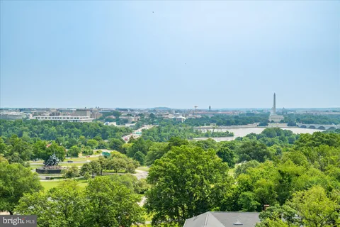 $1,690,000 | 1200 North Nash Street, Unit 838, Arlington, VA 22209