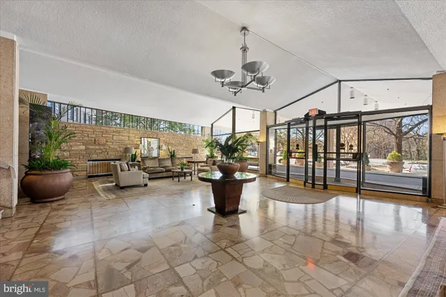 $1,640,000 | 1200 North Nash Street, Unit 838, Arlington, VA 22209