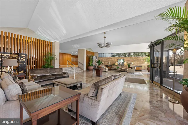 $1,640,000 | 1200 North Nash Street, Unit 838, Arlington, VA 22209