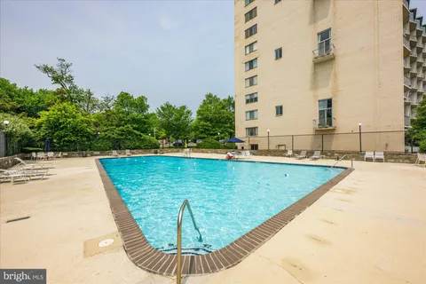 $1,690,000 | 1200 North Nash Street, Unit 838, Arlington, VA 22209