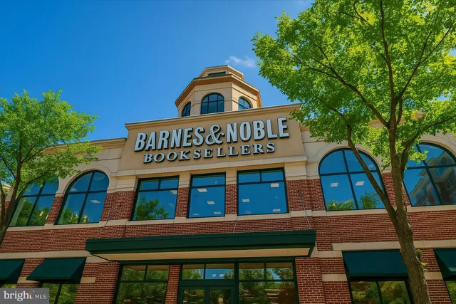 $1,640,000 | 1200 North Nash Street, Unit 838, Arlington, VA 22209