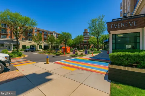 $1,690,000 | 1200 North Nash Street, Unit 838, Arlington, VA 22209