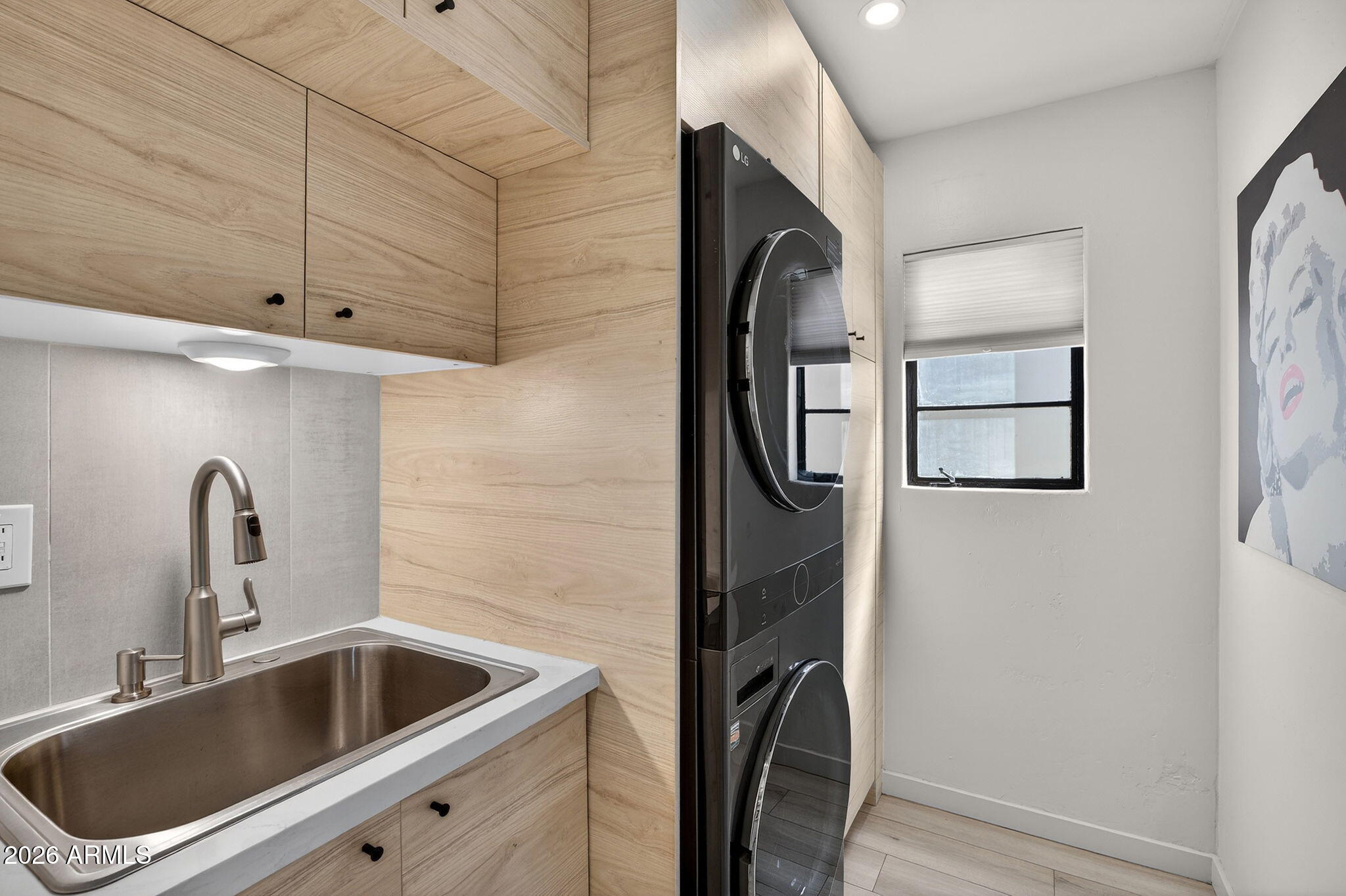 938 West Portland Street Phoenix, AZ 85007 - Photo 41 of 60 Laundry room