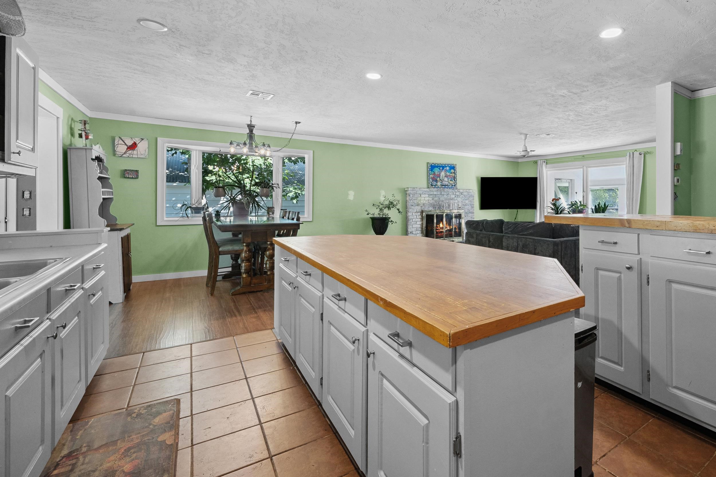 41 Linden Road Conway, NH 03860 - Photo 6 of 42