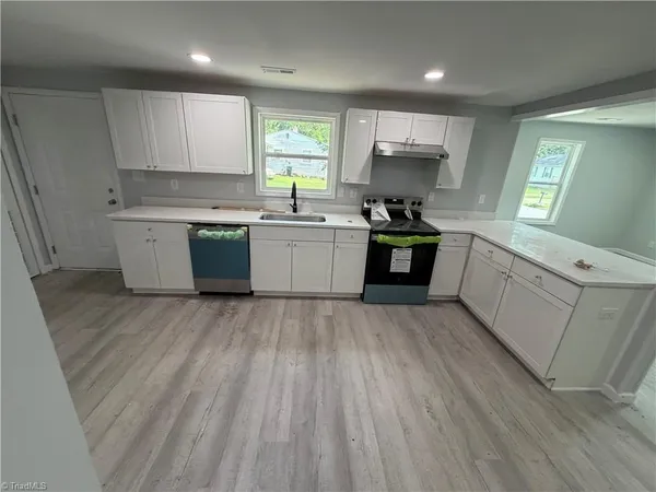 $194,950 | 115 Griffith Street, Thomasville, NC 27360