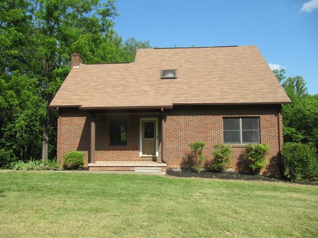 4364 Pitzer Road Roanoke, VA 24014 - Photo 4 of 15 Front