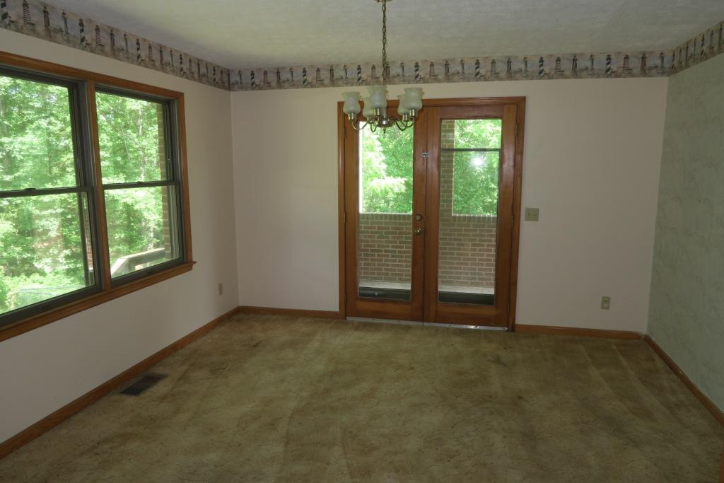4364 Pitzer Road Roanoke, VA 24014 - Photo 9 of 15 Dining Room