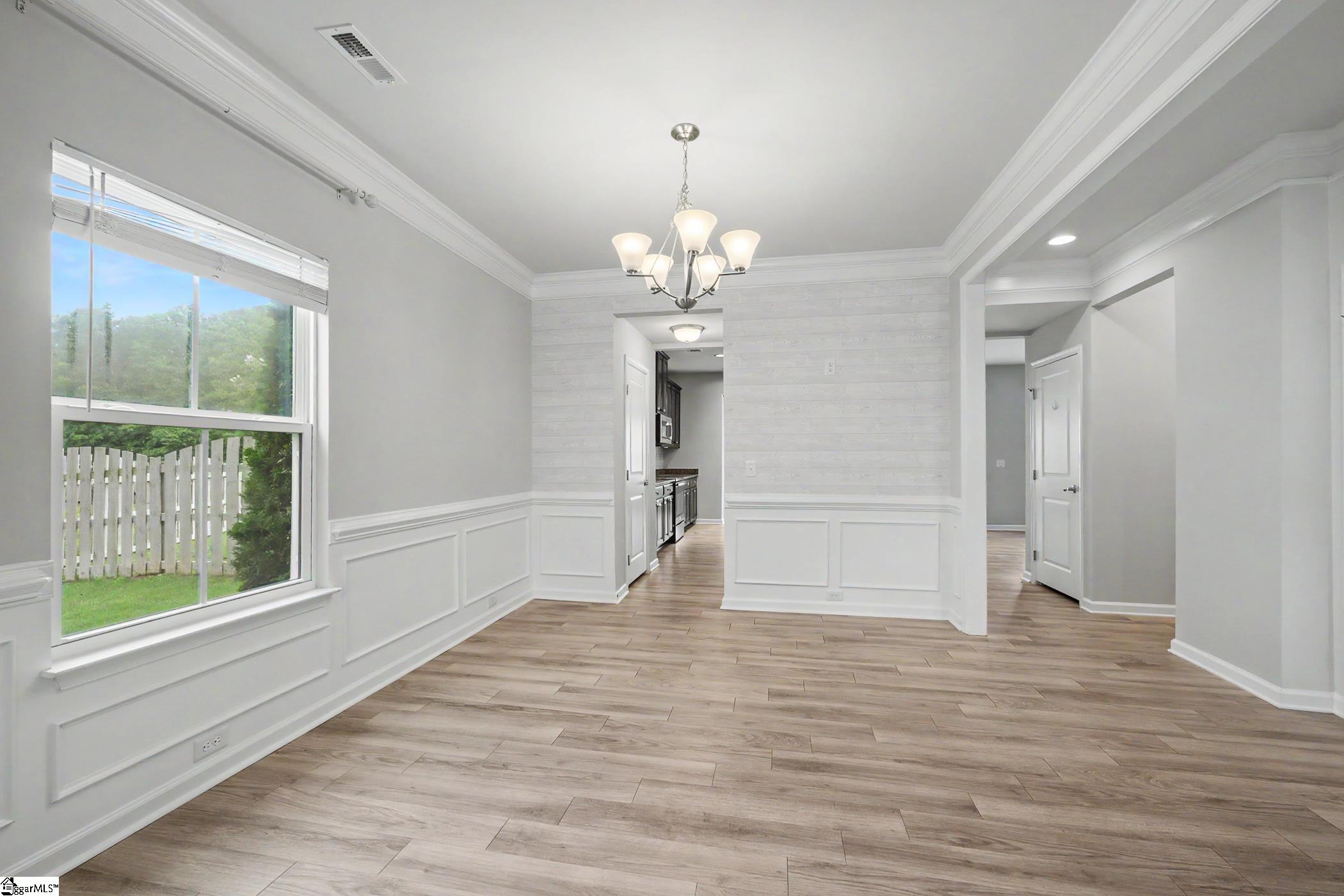 425 Sandusky Lane Simpsonville, SC 29680 - Photo 5 of 33