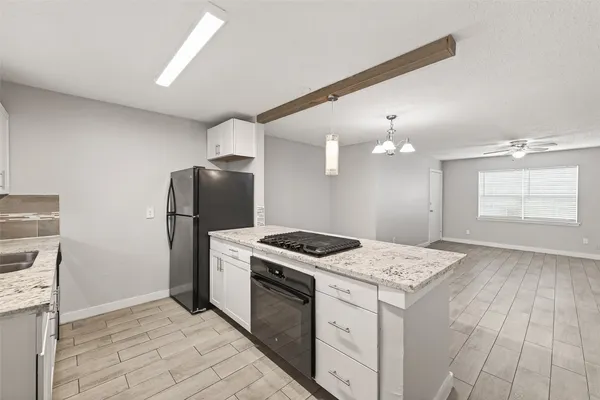 $1,500 | 1230 Shadowdale Drive, Unit 17, Houston, TX 77043