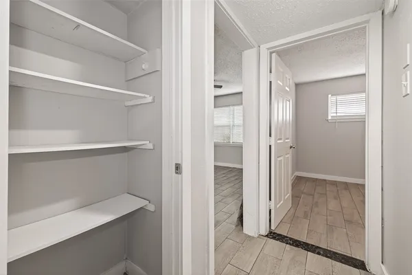 $1,500 | 1230 Shadowdale Drive, Unit 17, Houston, TX 77043