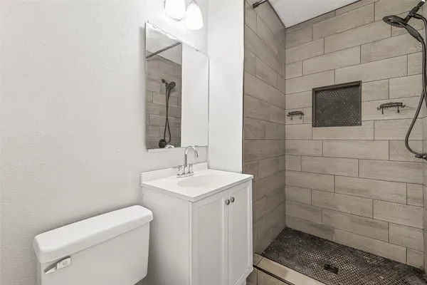 $1,500 | 1230 Shadowdale Drive, Unit 17, Houston, TX 77043