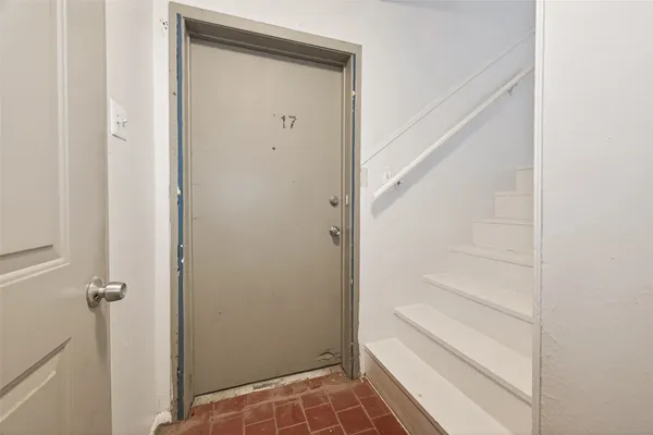 $1,500 | 1230 Shadowdale Drive, Unit 17, Houston, TX 77043