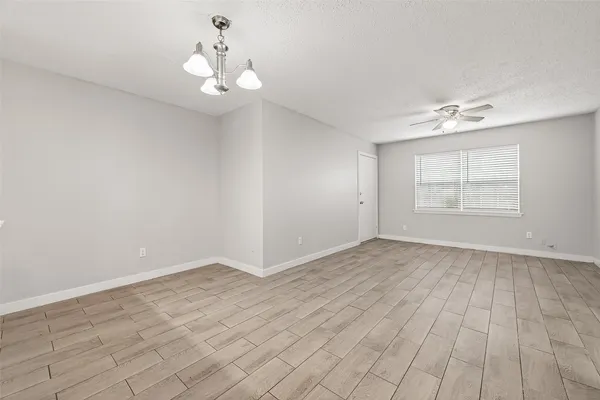 $1,500 | 1230 Shadowdale Drive, Unit 17, Houston, TX 77043