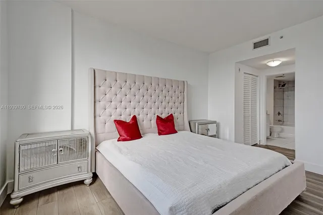 $2,550 | 2775 Northeast 187th Street, Unit 202, Aventura, FL 33180