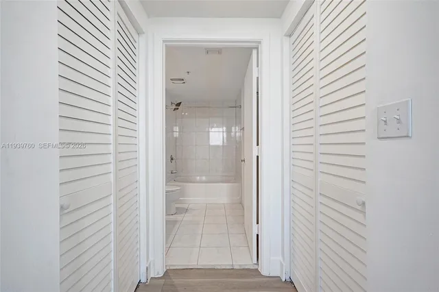 $2,550 | 2775 Northeast 187th Street, Unit 202, Aventura, FL 33180