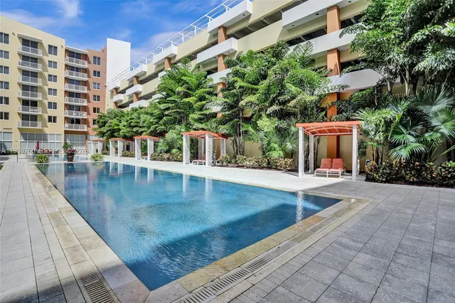 $2,550 | 2775 Northeast 187th Street, Unit 202, Aventura, FL 33180