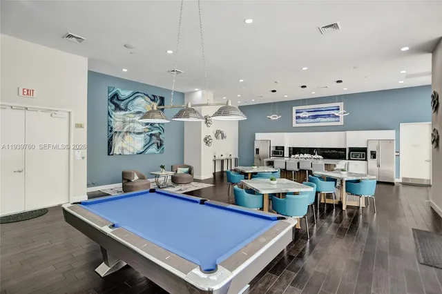 $2,550 | 2775 Northeast 187th Street, Unit 202, Aventura, FL 33180