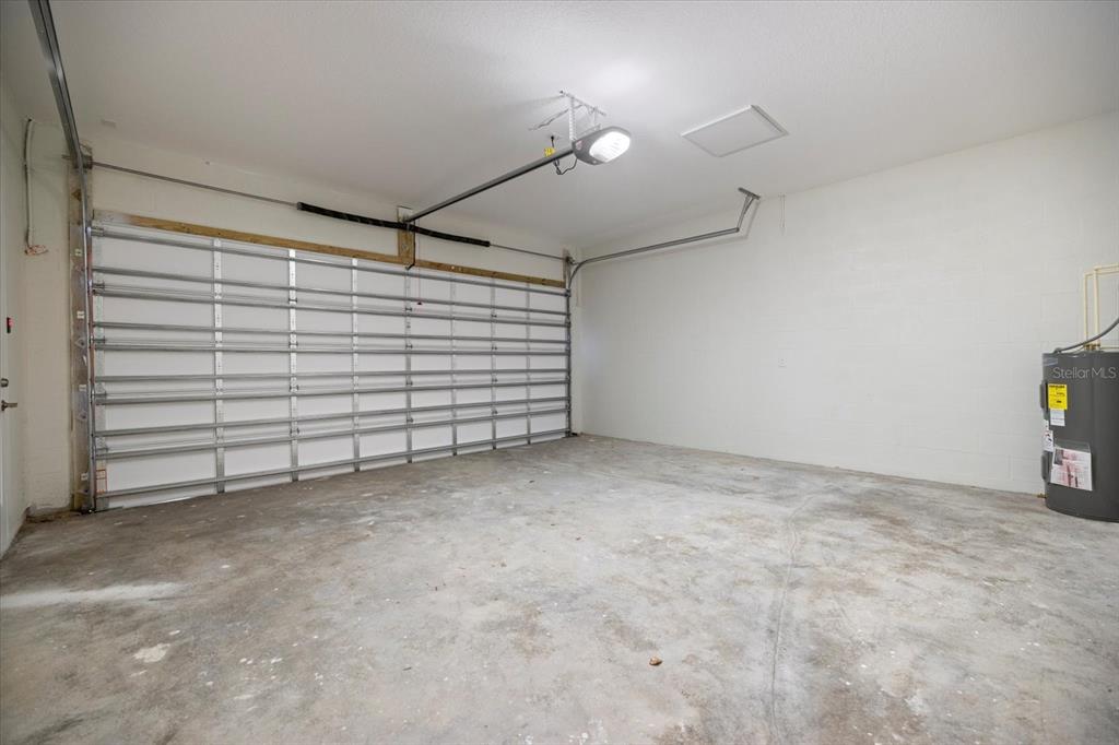 3525 McIntosh Road Sarasota, FL 34232 - Photo 32 of 40 a view of a garage