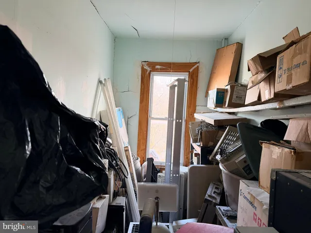 a view of walk in closet