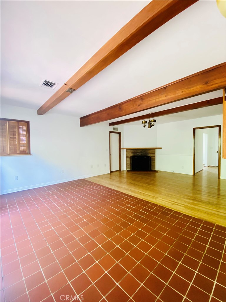 1917 Lyans Drive La Canada Flintridge, CA 91011 - Photo 7 of 25 front view of a building