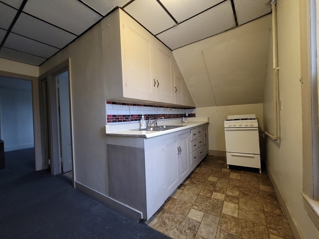 887 2nd Street Fall River, MA 02721 - Photo 28 of 42 Gallery Image 28